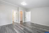 1074 Rodan Av - Photo 15