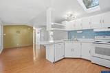 277 Edwards - Photo 10