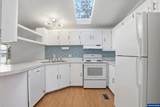 277 Edwards - Photo 7