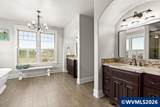 2882 Oak Grove Dr - Photo 33