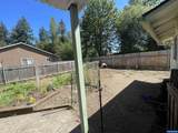 1398 Poplar St - Photo 17