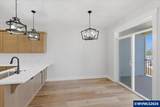 597 Evergreen Av - Photo 18