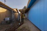 3208 Foxglove St - Photo 15