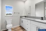 2426 Oak St - Photo 29