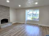 1050 Cardinal St - Photo 9