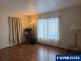 16901 Division - Photo 5