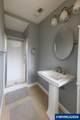 2042 Summit Av - Photo 11