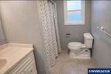 2042 Summit Av - Photo 14