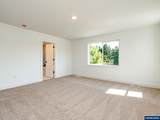 5954 Sorrento St - Photo 31
