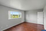 2345 Crestview Dr - Photo 41