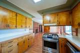 850 Empire St - Photo 10