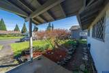 850 Empire St - Photo 3