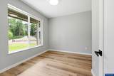 2381 Maier Ln - Photo 11