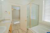 1055 Filbert St - Photo 15