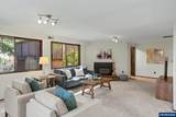 4405 Queens Av - Photo 36