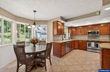 6723 Rippling Brook Dr - Photo 11