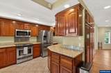 6723 Rippling Brook Dr - Photo 12