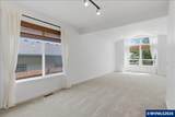 2107 Grace Av - Photo 17