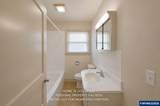 926 11th Av - Photo 15