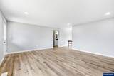 745 Barber Av - Photo 13