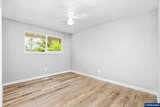 745 Barber Av - Photo 16