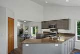 920 Carpathian Dr - Photo 15