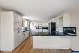 3955 Sunset Hills Dr - Photo 11