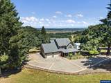 3955 Sunset Hills Dr - Photo 42