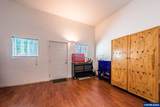 1017 Lake Dr - Photo 18