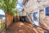 1017 Lake Dr - Photo 7