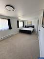 1060 Marion Av - Photo 20