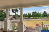 935 Springhill Dr - Photo 6