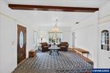 935 Springhill Dr - Photo 8