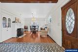 935 Springhill Dr - Photo 9