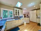 3026 Glenridge Dr - Photo 2