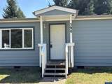 390 Montgomery St - Photo 2