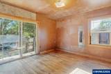 1162 Lyle St - Photo 21