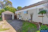 1162 Lyle St - Photo 3