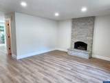 1050 Cardinal St - Photo 5