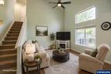 1067 Falcon Crest Dr - Photo 14