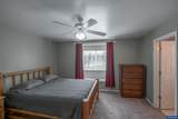 1067 Falcon Crest Dr - Photo 19