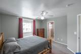 1067 Falcon Crest Dr - Photo 20