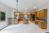 310 Foxglove St - Photo 10