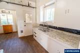 724 Main St - Photo 17