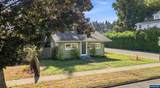 370 24th St - Photo 7