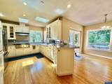 3026 Glenridge Dr - Photo 7