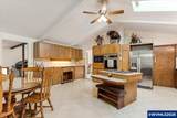 10685 Oak Dr - Photo 17