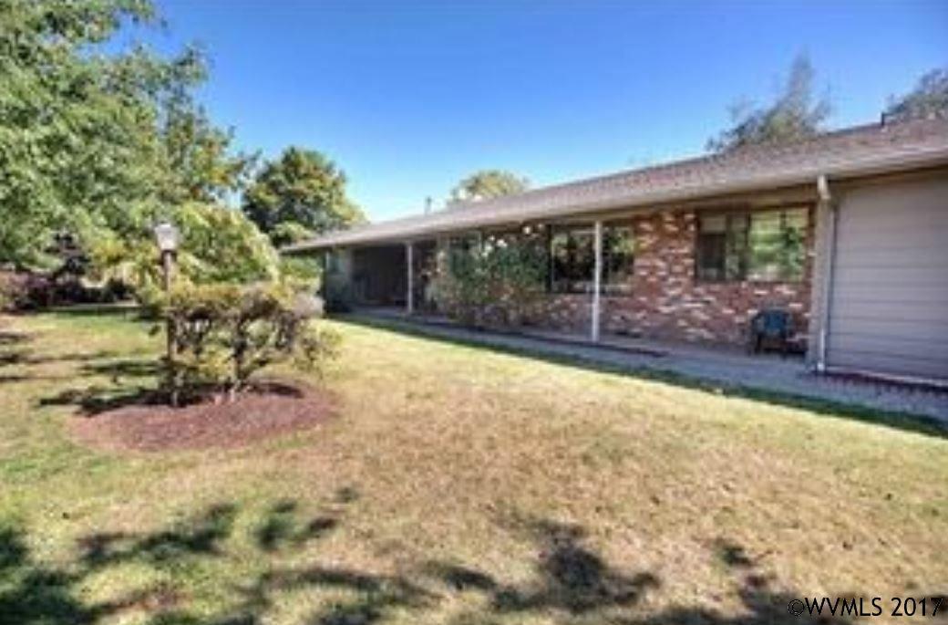 7720 River Rd - Photo 1