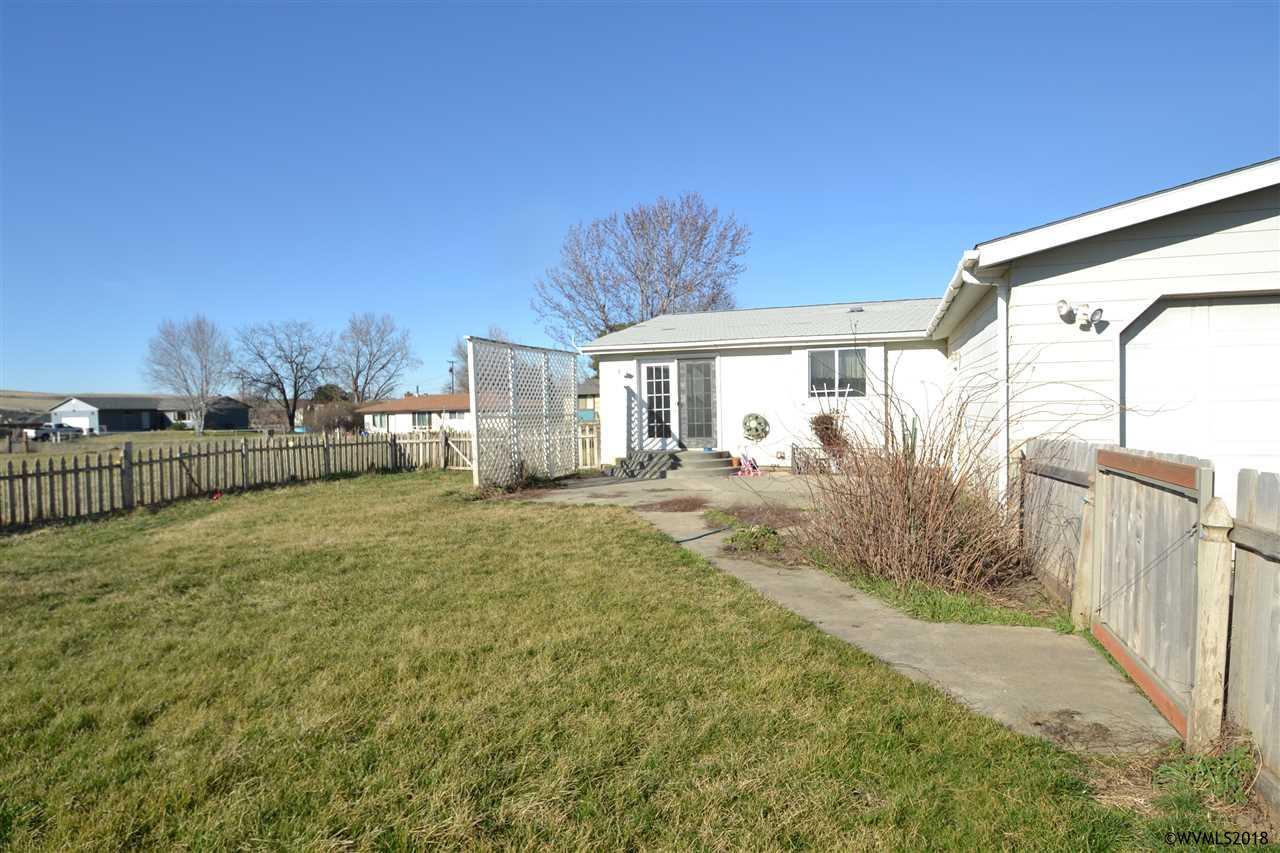 43124 Gateway Av - Photo 1