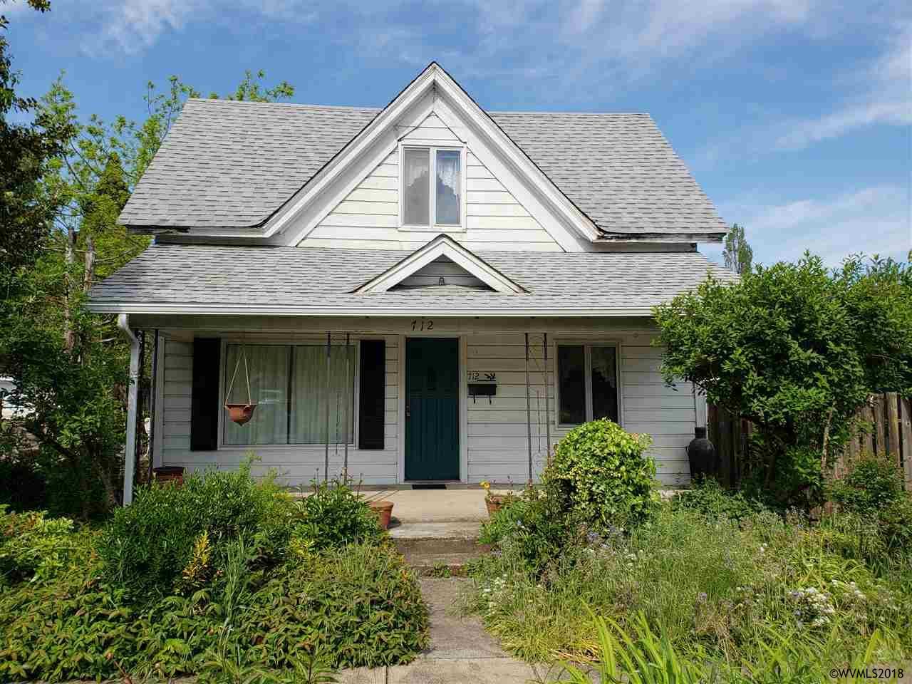 712 Main - Photo 1